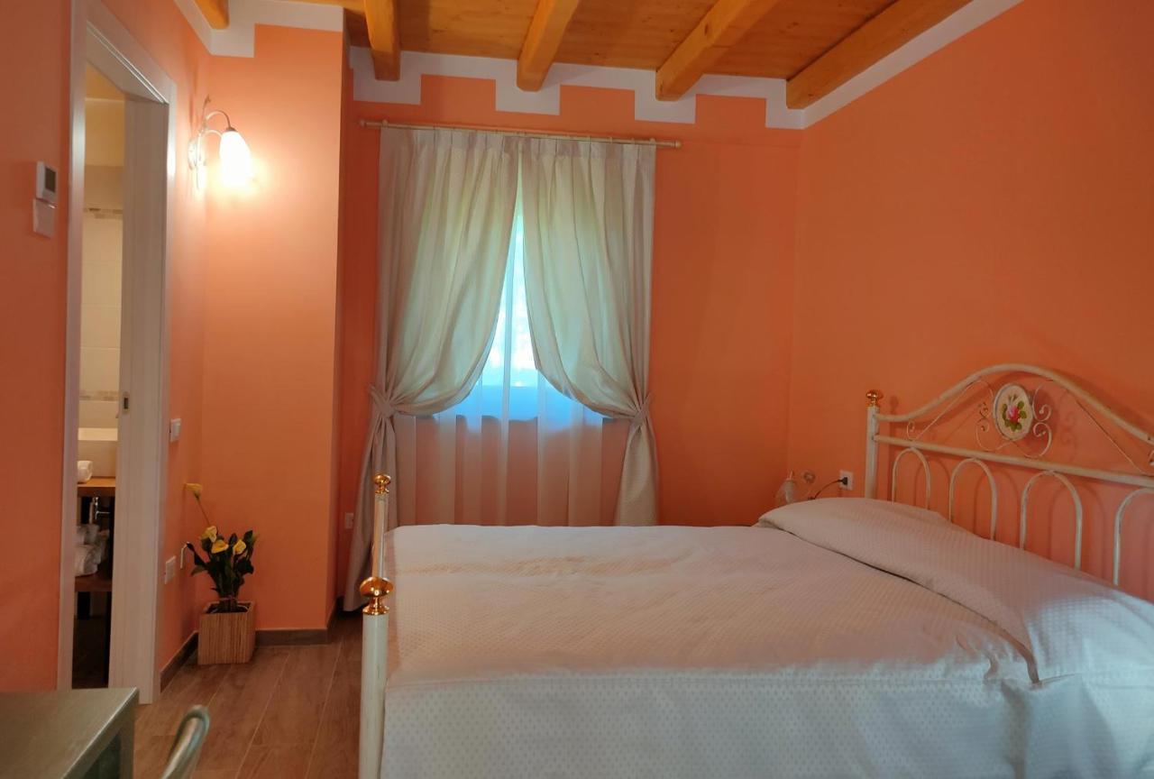 Le Acacie Bed & Breakfast Torreano Eksteriør bilde